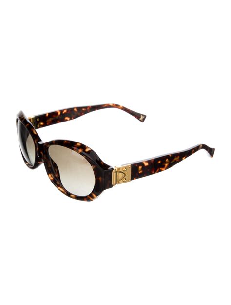 louis vuitton sunglass size|louis vuitton oversized sunglasses.